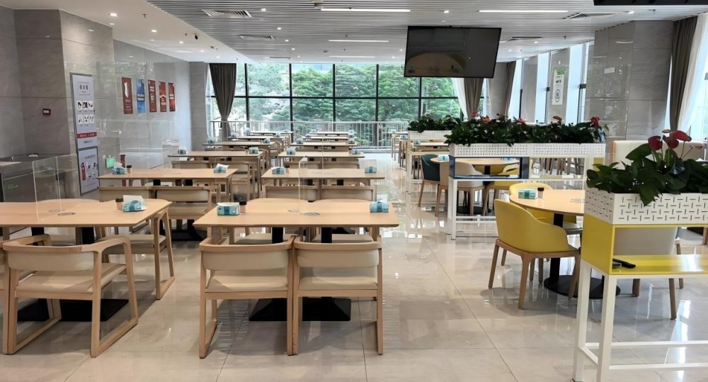 团膳行业食品安全合规趋严 全流程可追溯成行业标配